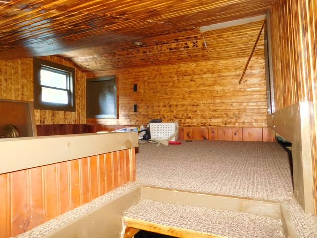 7928 N Grapevine Lane, New Carlisle, IN 46552