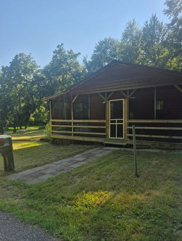 7928 N Grapevine Lane, New Carlisle, IN 46552