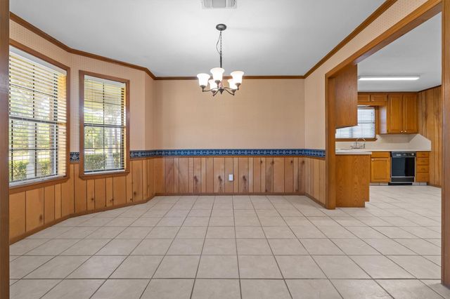 109 Meadowview Street, Crockett, TX 75835
