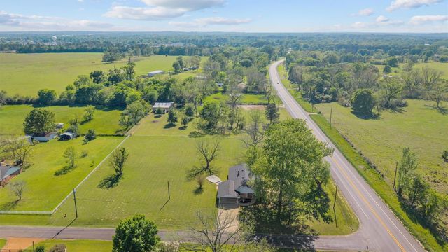 109 Meadowview Street, Crockett, TX 75835