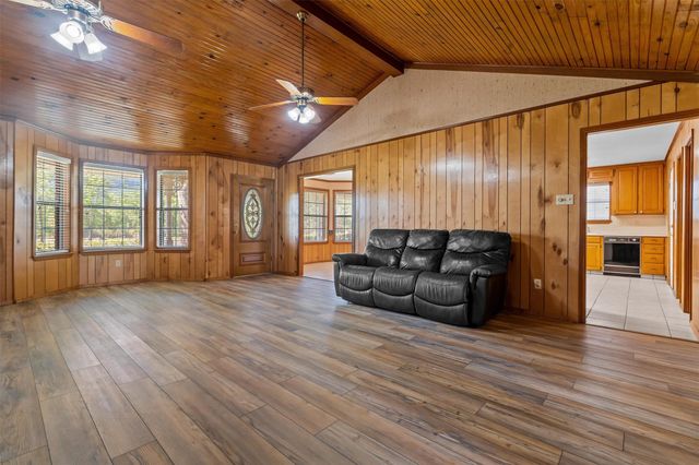 109 Meadowview Street, Crockett, TX 75835