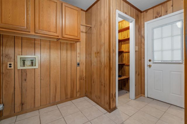109 Meadowview Street, Crockett, TX 75835