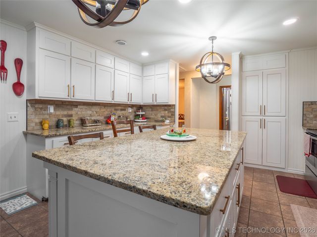 10 Cottonwood, Mcalester, OK 74501