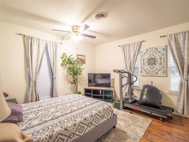 10 Cottonwood, Mcalester, OK 74501