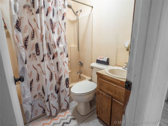 10 Cottonwood, Mcalester, OK 74501