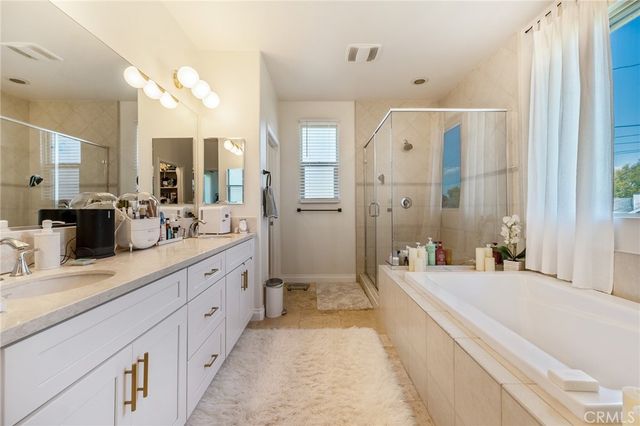 17065 Cantlay, Lake Balboa, CA 91406