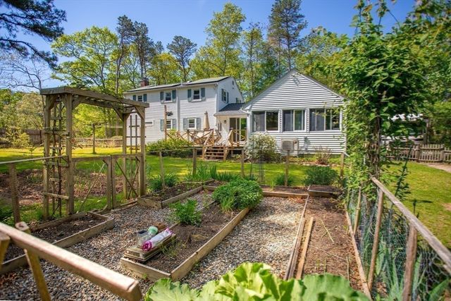 276 Long Pond Rd, Plymouth, MA 02360