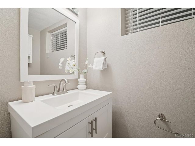 8262 Johnson Ct, Arvada, CO 80005