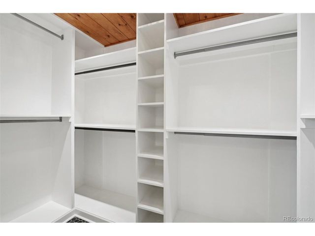 8262 Johnson Ct, Arvada, CO 80005