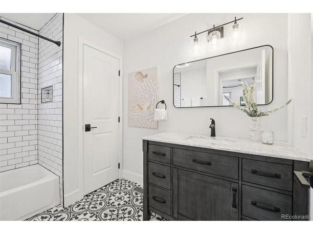 8262 Johnson Ct, Arvada, CO 80005