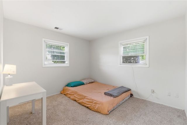 121 Ebony Lane, Fairborn, OH 45324