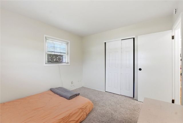 121 Ebony Lane, Fairborn, OH 45324