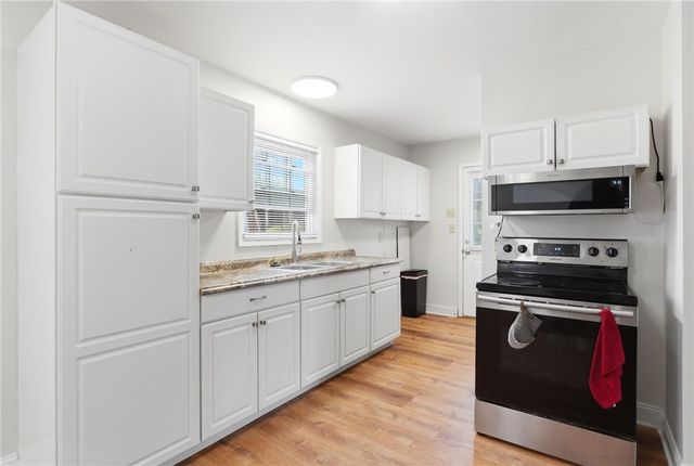 121 Ebony Lane, Fairborn, OH 45324