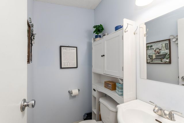 13113 Pinewood Street NE, Gowen, MI 49326
