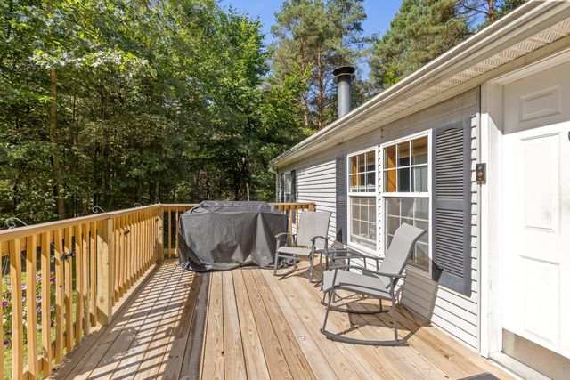 13113 Pinewood Street NE, Gowen, MI 49326