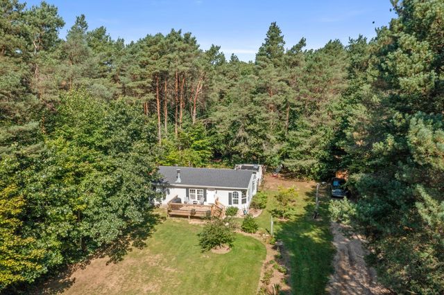 13113 Pinewood Street NE, Gowen, MI 49326