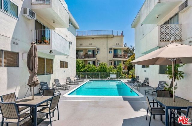 960 Larrabee Street 222, West Hollywood, CA 90069