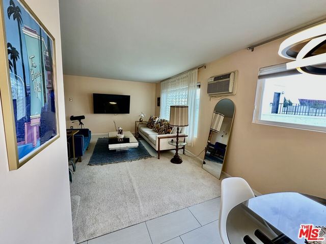 960 Larrabee Street 222, West Hollywood, CA 90069