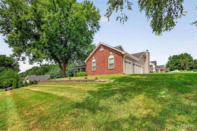 701 Loretta Drive, O'fallon, MO 63366