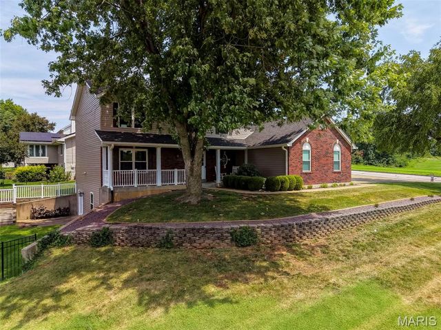 701 Loretta Drive, O'fallon, MO 63366