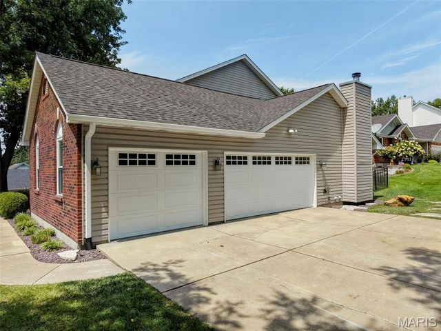 701 Loretta Drive, O'fallon, MO 63366