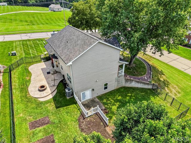 701 Loretta Drive, O'fallon, MO 63366