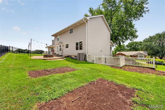 701 Loretta Drive, O'fallon, MO 63366