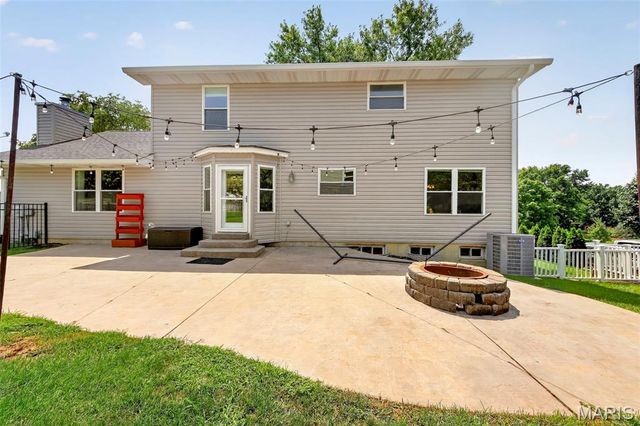 701 Loretta Drive, O'fallon, MO 63366