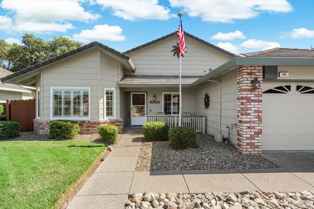 561 Shady Glen Ave, Vacaville, CA 95688