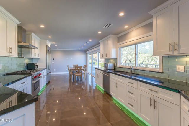 481 Starlight Crest Drive, La Canada Flintridge, CA 91011