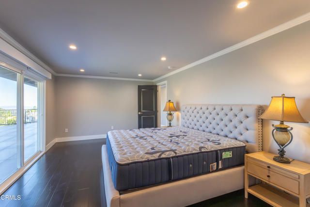 481 Starlight Crest Drive, La Canada Flintridge, CA 91011