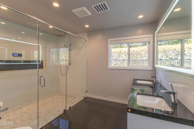481 Starlight Crest Drive, La Canada Flintridge, CA 91011