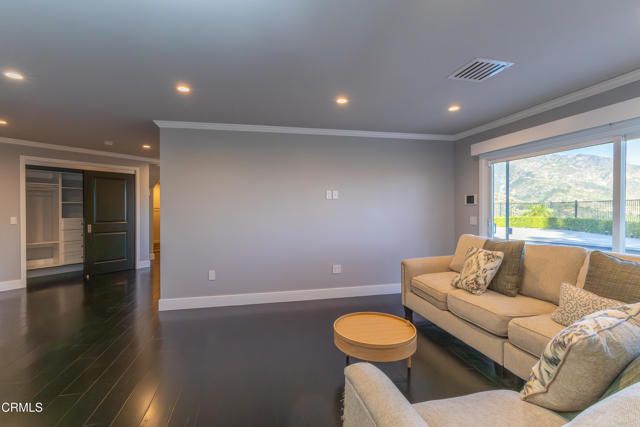 481 Starlight Crest Drive, La Canada Flintridge, CA 91011