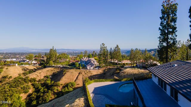 481 Starlight Crest Drive, La Canada Flintridge, CA 91011