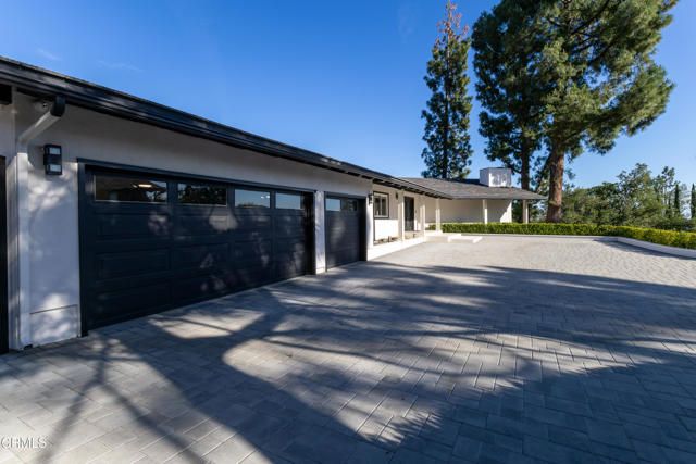 481 Starlight Crest Drive, La Canada Flintridge, CA 91011