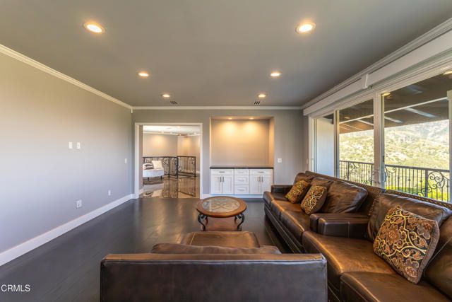 481 Starlight Crest Drive, La Canada Flintridge, CA 91011