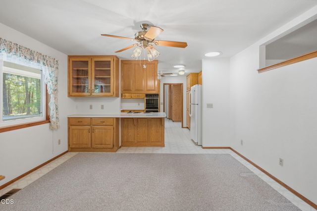 634 Minnow Lane, Wilderville, OR 97543