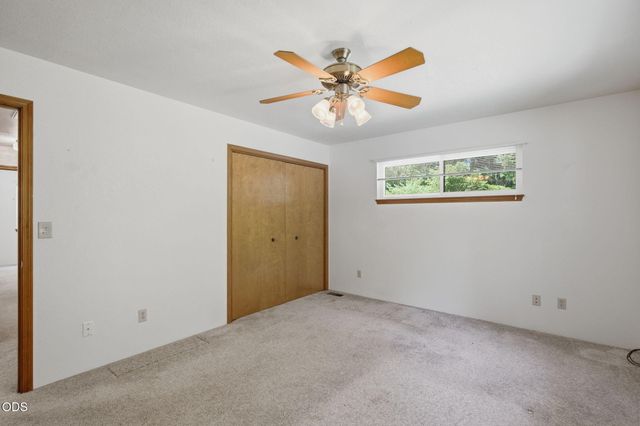 634 Minnow Lane, Wilderville, OR 97543