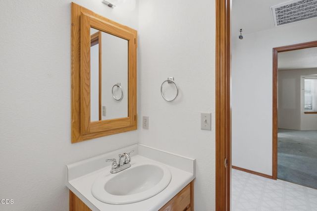 634 Minnow Lane, Wilderville, OR 97543