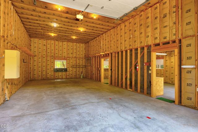 634 Minnow Lane, Wilderville, OR 97543