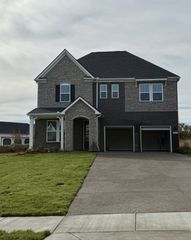 268 Pin High Drive, Mount Juliet, TN 37122