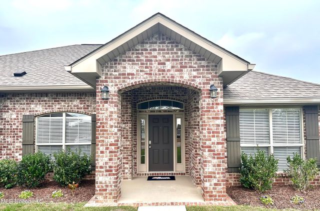 6208 Emerald Lake Drive, Biloxi, MS 39532