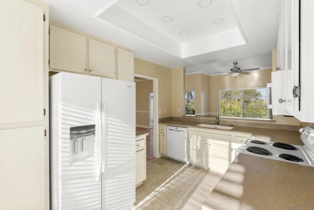 1636 Via Caminar, San Marcos, CA 92078