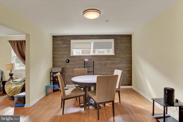 2438 GREEN ST, Harrisburg, PA 17110