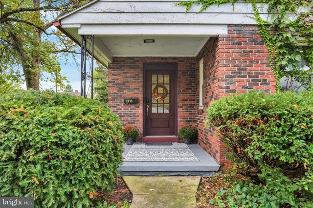 2438 GREEN ST, Harrisburg, PA 17110