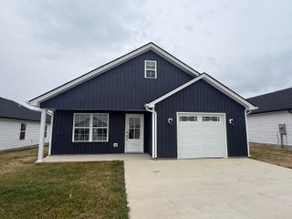 199 Charles Carr Drive, Harrodsburg, KY 40330