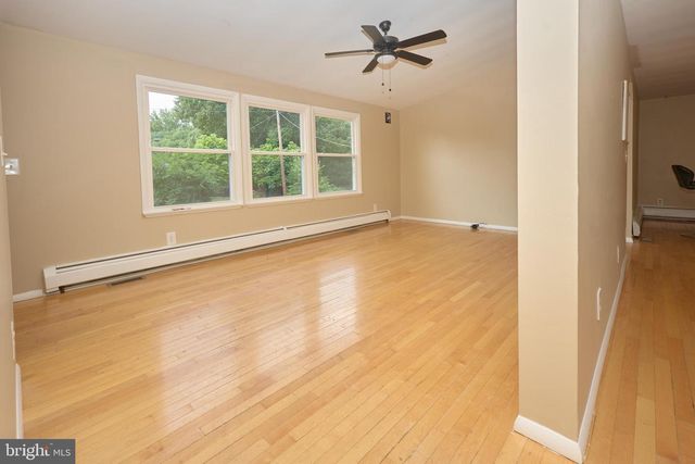 111 N HUNTERDON AVE, Mount Holly, NJ 08060