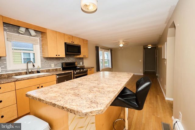 111 N HUNTERDON AVE, Mount Holly, NJ 08060