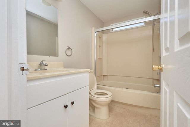 111 N HUNTERDON AVE, Mount Holly, NJ 08060