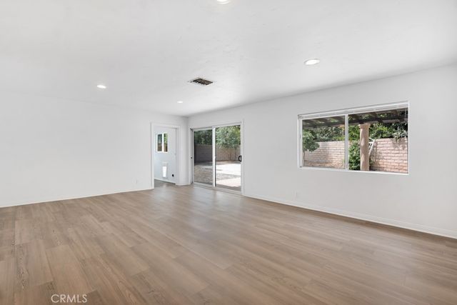 20540 Keswick, Winnetka, CA 91306
